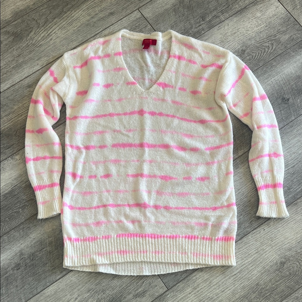 Jennifer Lopez Pink and White tie dye like V-Neck Sweater